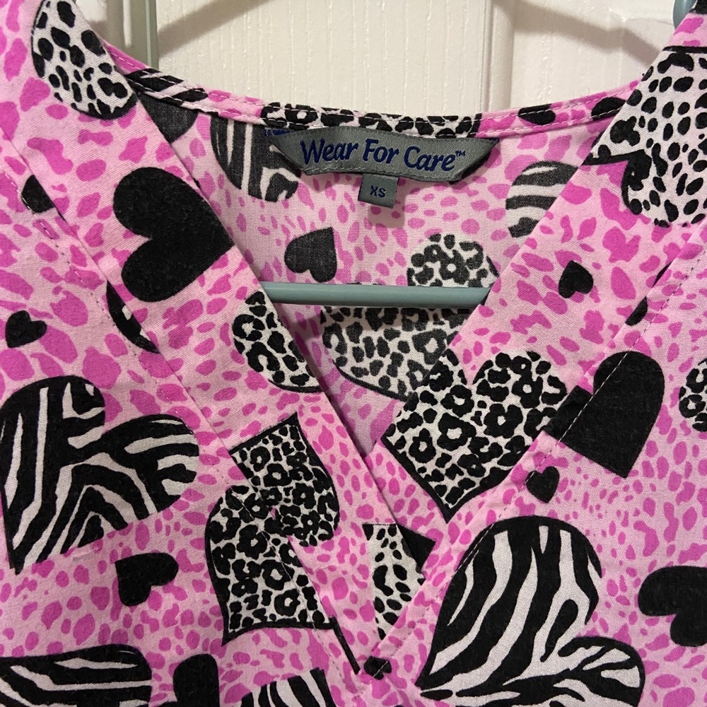 Scrub Top - Picture 2 of 2